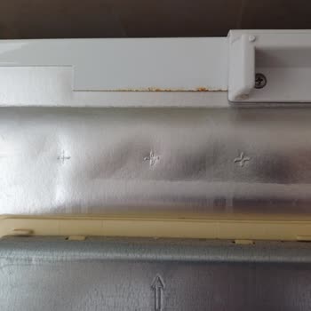 3 Yıllık Paslanan Buzdolabı Grundig