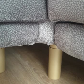 İstikbal Firması Yetkilileri Lütfen Gelen Koltuğa Bakın