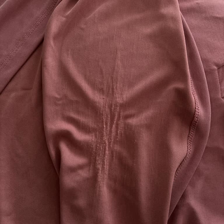 Mavi İpleri Çekilen T Shirt