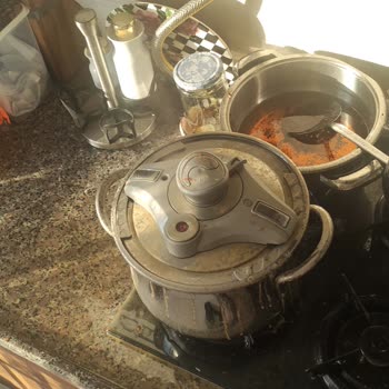 Sıkıntılı Ürün Schafer Düdüklü Tencere