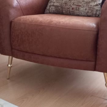 İstikbal Hatalı Ve Logosuz Ürün Gönderimi