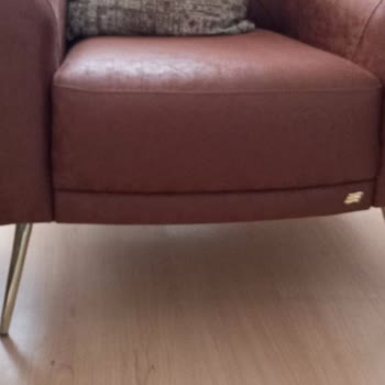 İstikbal Hatalı Ve Logosuz Ürün Gönderimi