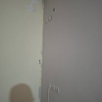 Marshall Boya Katalogdaki Renkle Farklı Renk