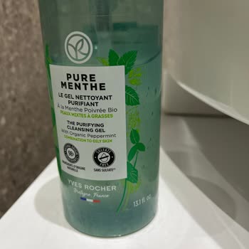 Yves Rocher Yüz Yıkama Jeli Yüzde Kızarıklık Yapıyor