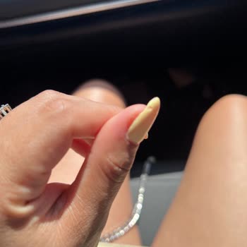 Eylül Öztürk Tuzla Şubesi Jel Tırnak Memnuniyetsizliği