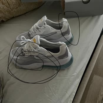 Custom Sneakers Custom Farklı Ürün Yollama