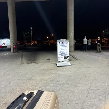 Efe Tur Otobüs Gecikmesi Ve Yetersiz Bilgilendirme
