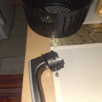 Schafer Kalite Sıfır, Servisler Çok İlgisiz