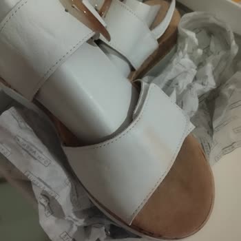 Deichmann Hiç Giyilmeyen Hakiki Deri Ayakkabıda Sararma Olması