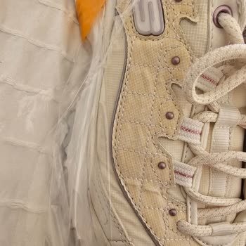 Skechers Ayakkabıda Kalite Sorunu Ve Deformasyon