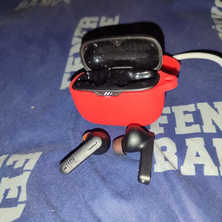 JBL 230 Nc Sesi Çok Azaldı Şarj Olmuyor