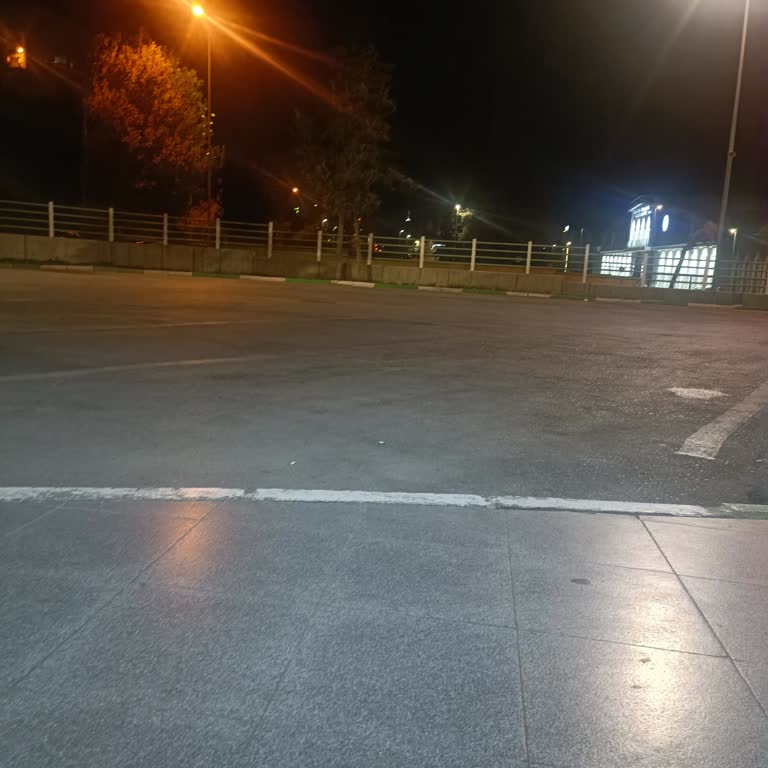 Kamil Koç 1 Saattir Beklenen Otobüs