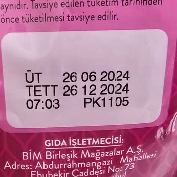 BİM Simbat Kuruyemişin İçinden Taş Çıktı