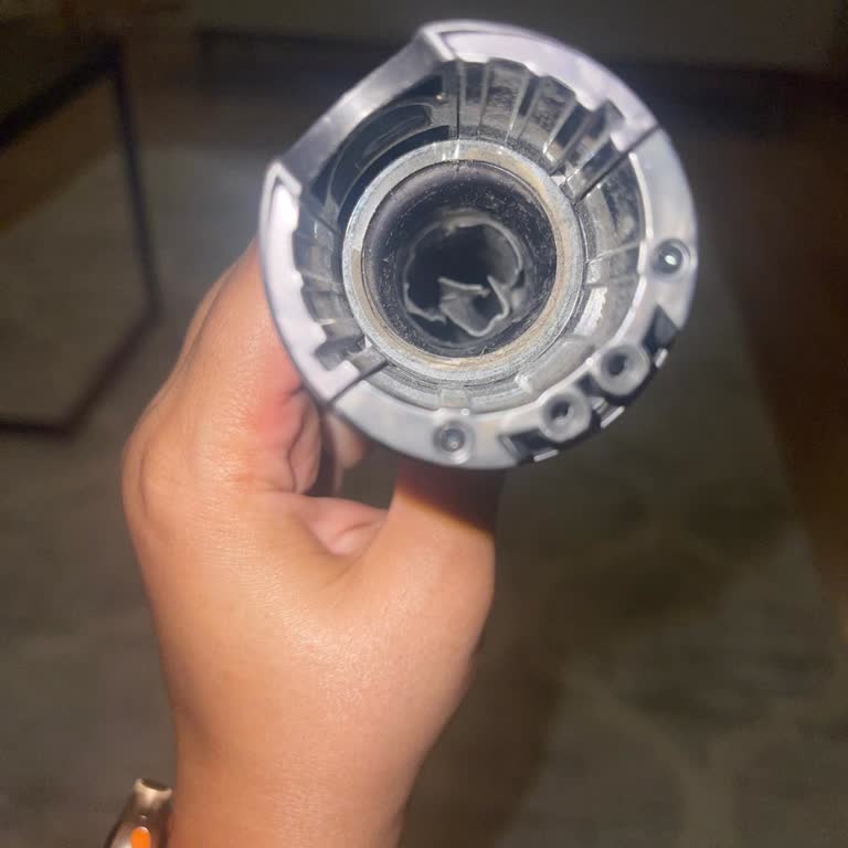 Dyson Süpürgemin Değişmesi Gereken Parçası 1 Aydır Gelmedi. Stok Yok