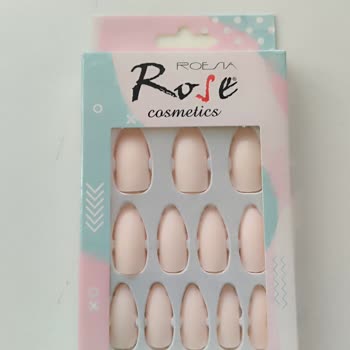 Rose Cosmetic Eksik Ürün: Takma Tırnak Paketi Yapıştırıcısız Geldi