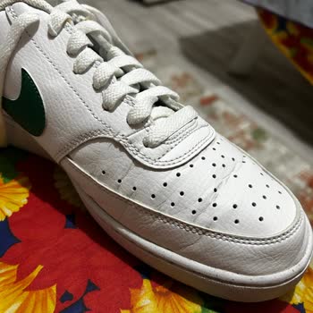 Nike Kalitesiz Ayakkabı Satıyor!