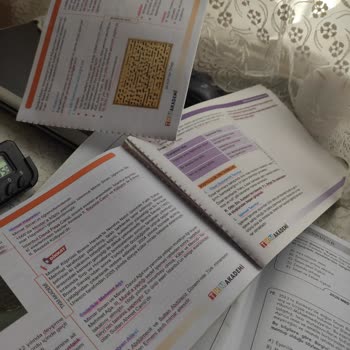 TKM Akademi Sayfa Yaprakları Tek Tek Kopuyor