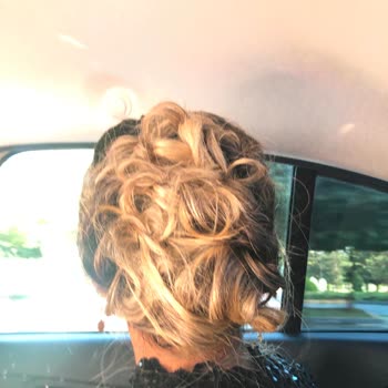 Mislina Gelinlik (Adana) Saç Hizmeti Kötü