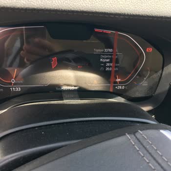 BMW 5.20i Koltuk Derisinde Çatlama Ve Açılma