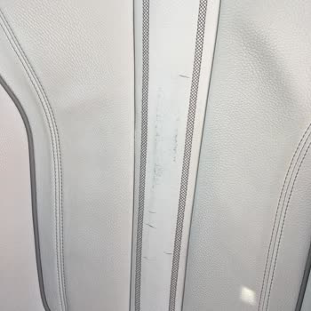 BMW 5.20i Koltuk Derisinde Çatlama Ve Açılma