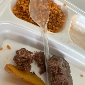 Bursa Şehir Hastanesi Köyü Yemekleri Ve 1 Kaşık Yemek Koyuyorlar