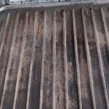 Dökümix Tost Makinesi Ve Ürününün Arkasında Durmayan Firma