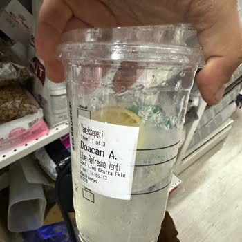 Yemeksepeti Starbucks Eksik Ve Hasarlı Ürün