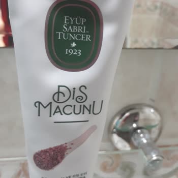 Eyup Sabri Tuncer Dis Macunlarında Alkol Var