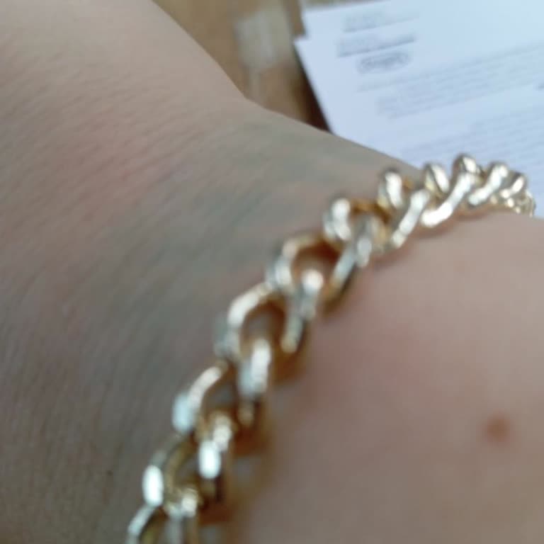 Moiety.tr (Instagram: moiety.en) Yanlış Ürün Ve Çelik İle Alakası Olmayan Yemyeşil Ürünler