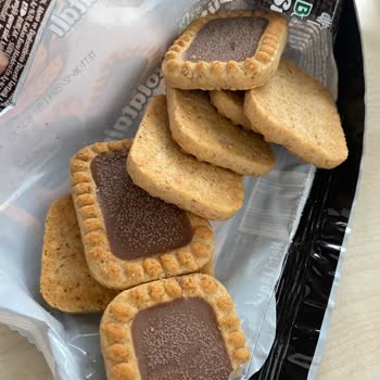 Eti Burçak Sütlü Çikolatalı Beyaz Kabarcıklar