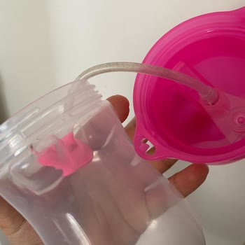 Munchkin Pipetli Alıştırma Bardağı Asla Alınmamalı