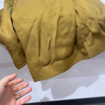 Adil Işık Group Elbise İç Astar Sarktı