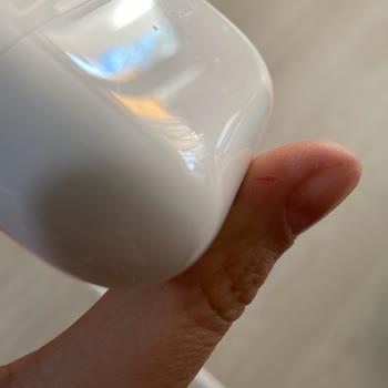 Teknosa Airpods Pro Teslimatında Sorun Ve Çizik Ürün