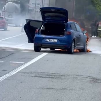 Garantili Clio Aracımız Seyir Halinde Yandı. Renault Sahip Çıkmıyor
