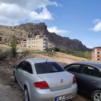 Türk Telekom Saha Ekibi Kablolarla İlgilenmiyor