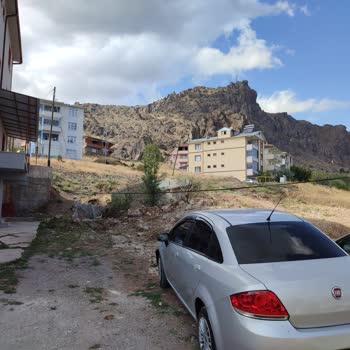 Türk Telekom Saha Ekibi Kablolarla İlgilenmiyor