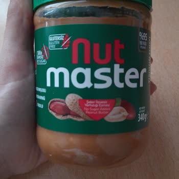 Nut Master Yer Fıstığından Sert Kabuklar Çıkıyor