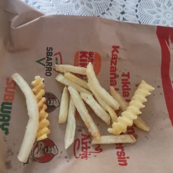 Yemeksepeti Burger King Şikayet Patatesler Çiğ Ve Bayat