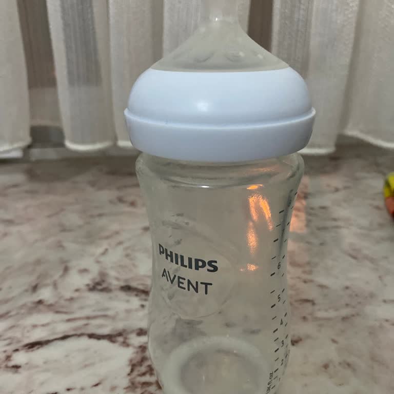 PHILIPS Medikal Philips Avent Biberon Akıtıyor