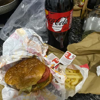 Yemek Sepeti Ve Burger King'in Müşteriye Saygısızlığı