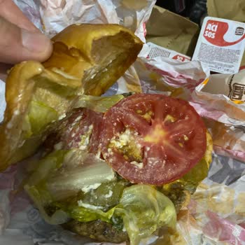 Yemek Sepeti Ve Burger King'in Müşteriye Saygısızlığı