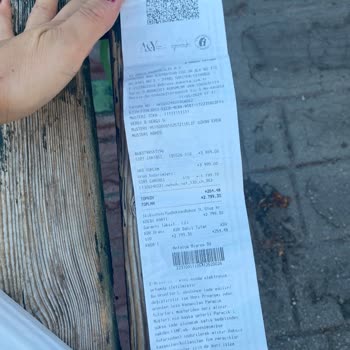 Divarese Garantili Diyerek Sattığı Ürünün Arkasında Durmuyor