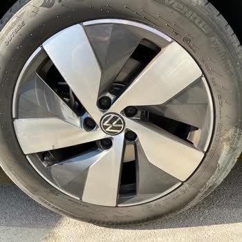 Arca Otomotiv 2024 Model Volkswagen Passat Lastik Sorunu