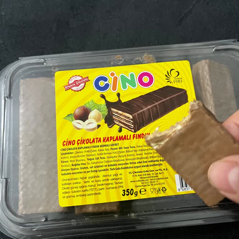 Cino Çikolata Kaplamalı Gofret Bayat
