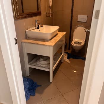 Adin Beach Hotel Memnuniyetsizlik Oda Temizliği Klima Banyo Vb.