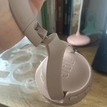 JBL 560BT Eklem Kısmınından Koptu Kablosu Sarkıyor