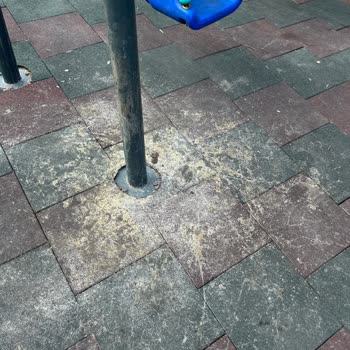 Eyüp Belediyesi Koreliler Çocuk Parkında Çocuklarımız Tehlike Altında!