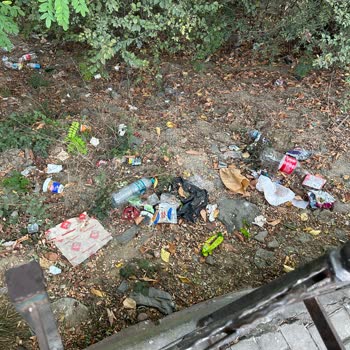 Eyüp Belediyesi Koreliler Çocuk Parkında Çocuklarımız Tehlike Altında!