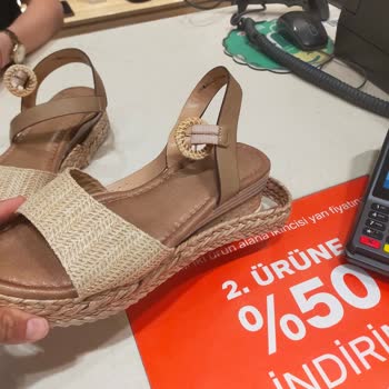 Deichmann Sattığı Ürünün Arkasında Durmuyorlar