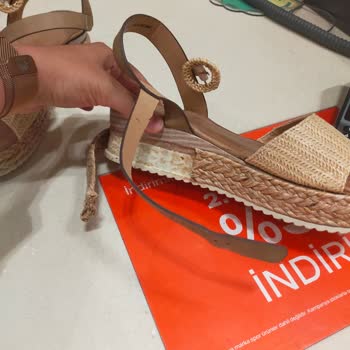 Deichmann Sattığı Ürünün Arkasında Durmuyorlar